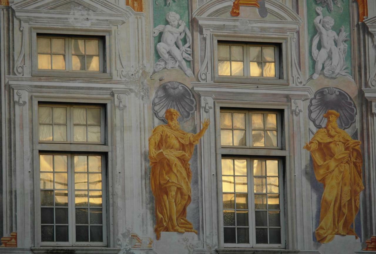 Dietro Il Teatro Modena ジェノヴァ エクステリア 写真